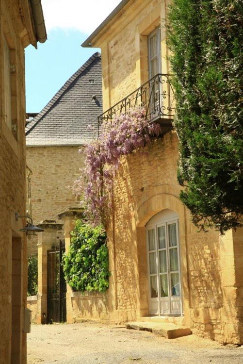 Petite Maison En Pierre Au Coeur Du Perigord Noir Salignac Eyvigues Exterior photo